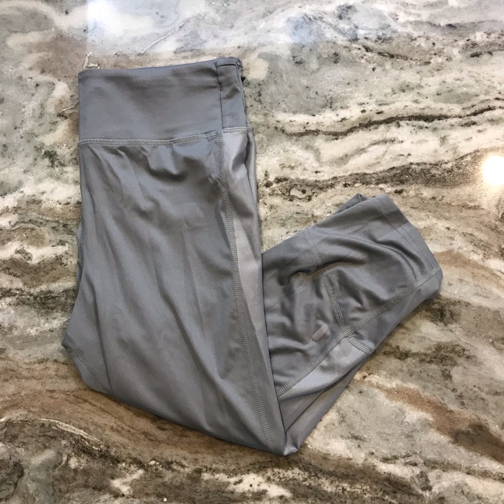 Adidas crop leggings